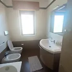 Vista Monte Retreat アパート レッジョ・ディ・カラブリア