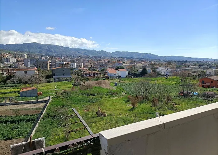 Апартаменты Vista Monte Retreat *